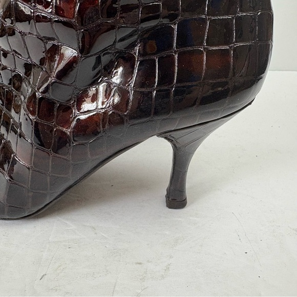 Women’s Stewart Weitzman Patent Leather Croc Pattern Boots Size 7.5 M Spain - Picture 3 of 12